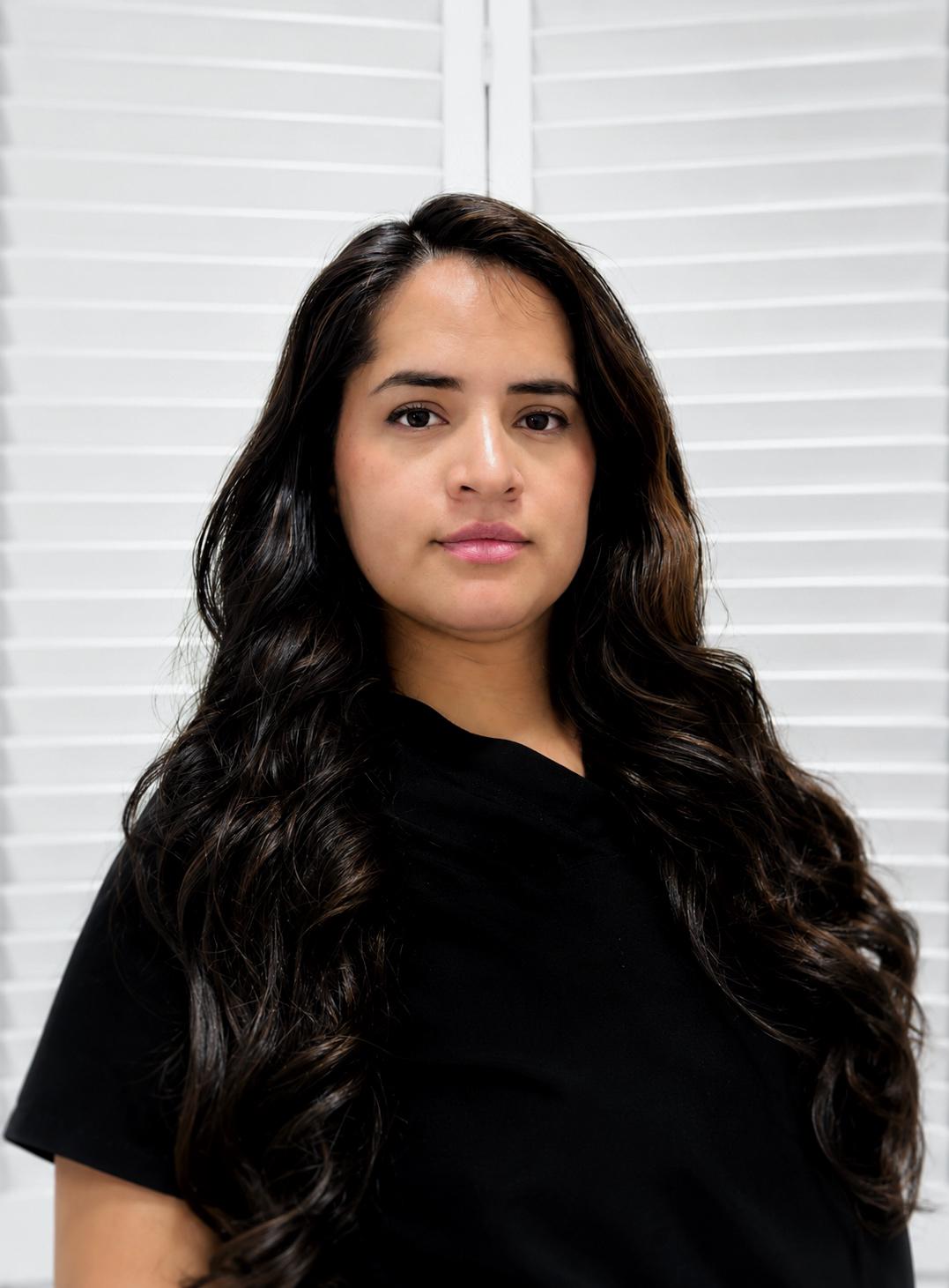 Ely - Nail Technician